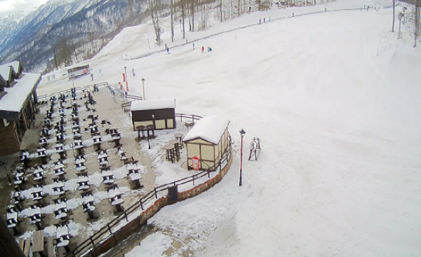 архыз учебный склон. кант горнолыжка на нагорной. роза хутор горнолыжный курорт веб камера. новинки веб камеры учебный склон. спорткомплекс кант на нагорной веб камеры.